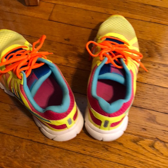 Bright gel ASICS - Picture 3 of 3